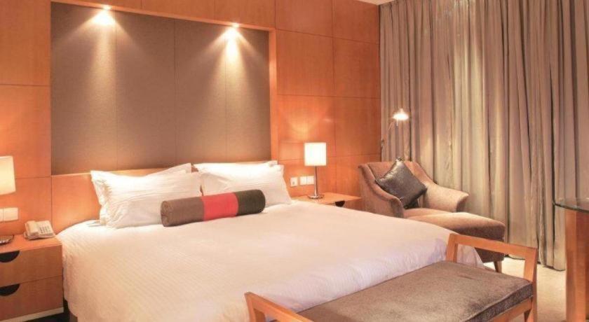 Tian Cheng Hotel Jin Jiang Shanghai Esterno foto